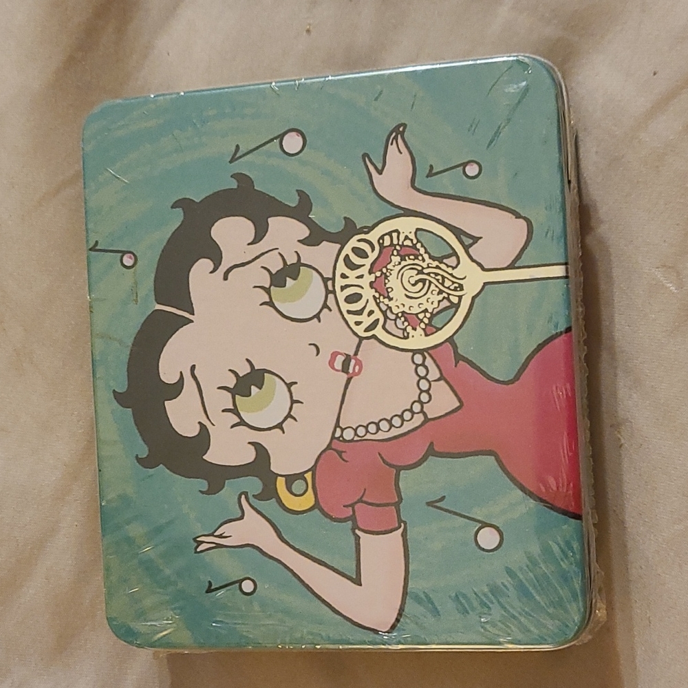 Betty boop candy tin